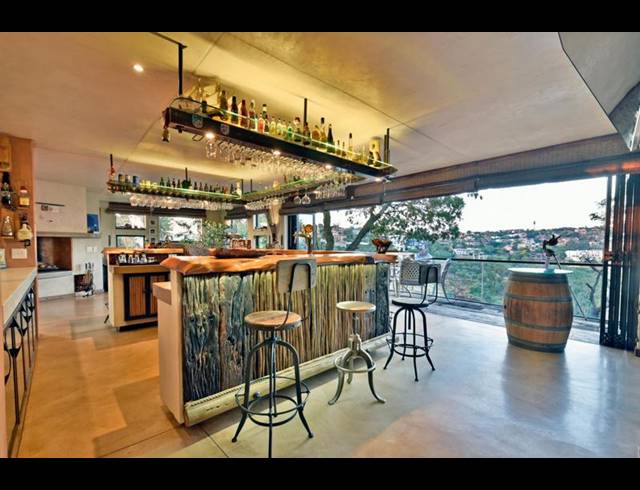 5 BEDROOM HOUSE FOR SALE IN GLENVISTA